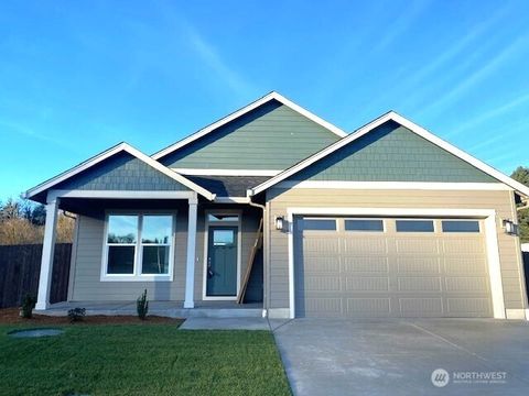 Photo of 520 Rainbow Way, Kelso, WA 98626 (MLS # 2475186)
