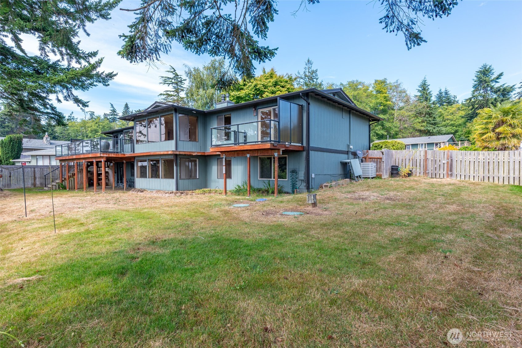 2186 Inverness Way