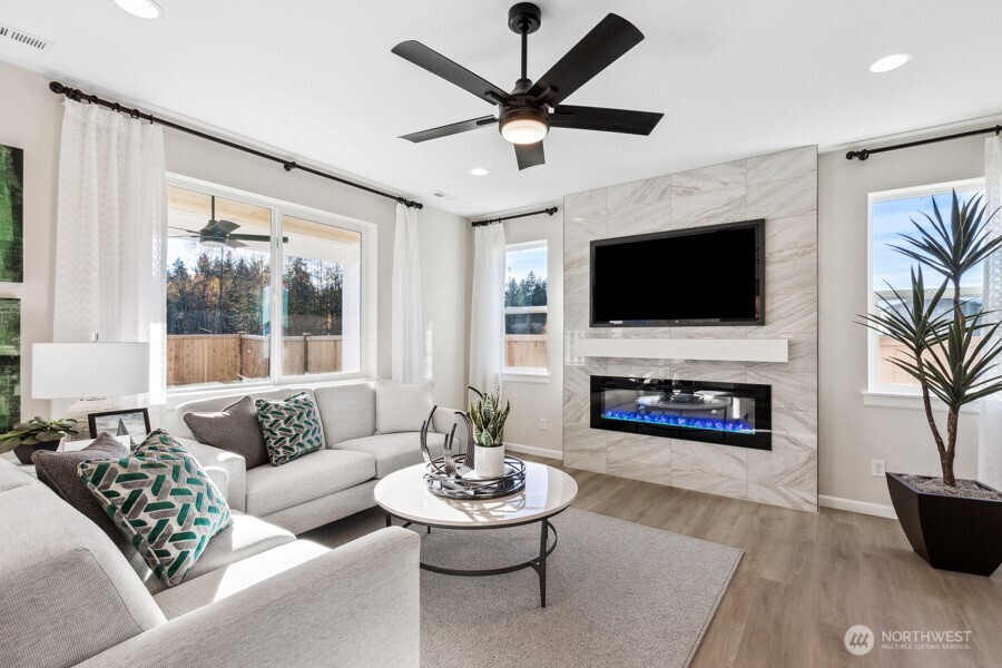 4734 85th Avenue NE 16