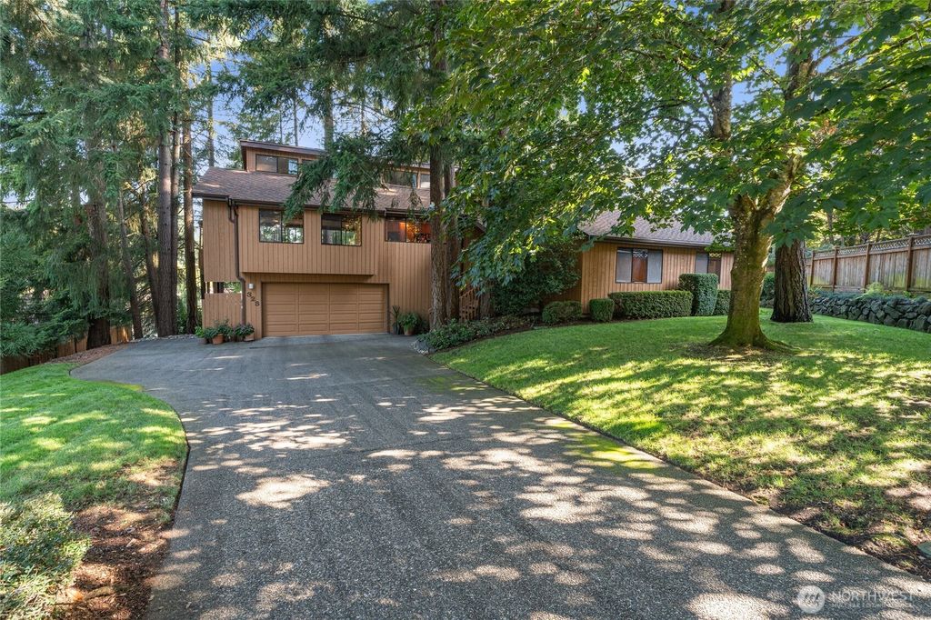 Photo of 323 Keach Court, Steilacoom, WA 98388 (MLS # 2498997)