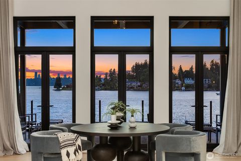9205 SE Shoreland Drive Bellevue WA 98004