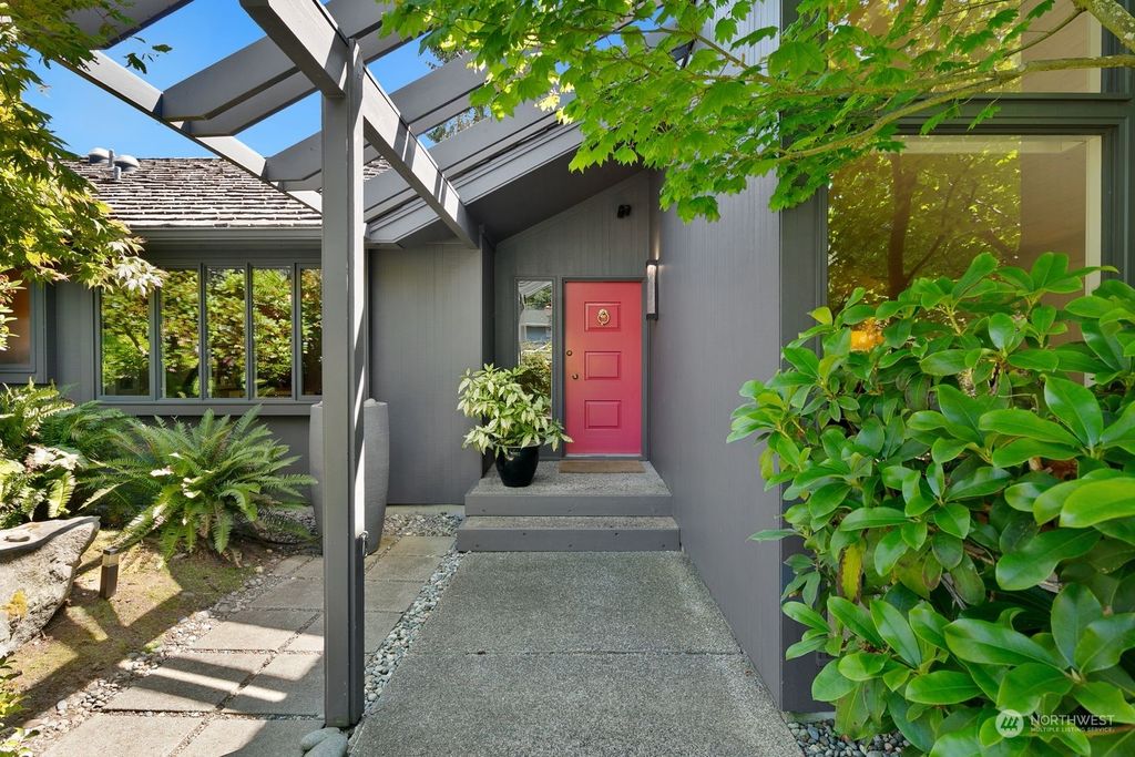 Photo of 1201 NW Blakely Court, Seattle, WA 98177 (MLS # 2253912)