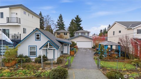Photo of 10611 2nd Place SW, Seattle, WA 98146 (MLS # 2493018)