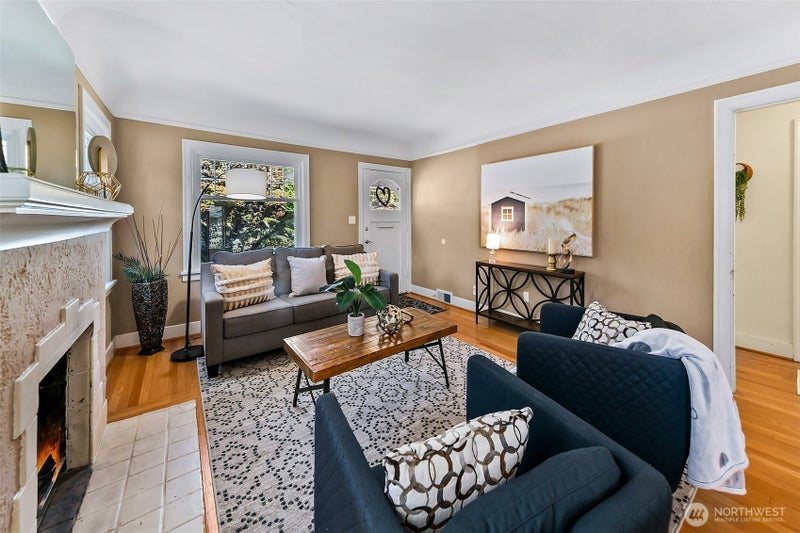 1035 NE 91st Street