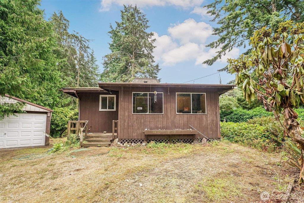 Photo of 1497 Ridge Drive, Camano Island, WA 98282 (MLS # 2592745)