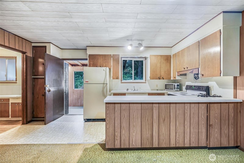 1497 Ridge Drive