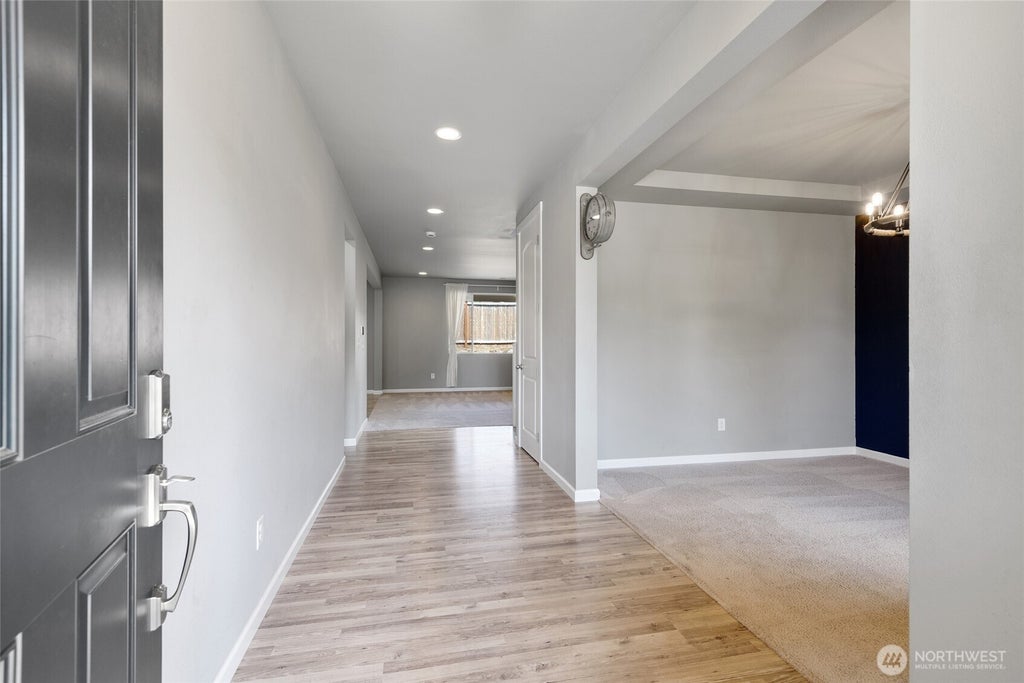 Photo of 10185 33rd Place NE, Lake Stevens, WA 98258 (MLS # 2561005)
