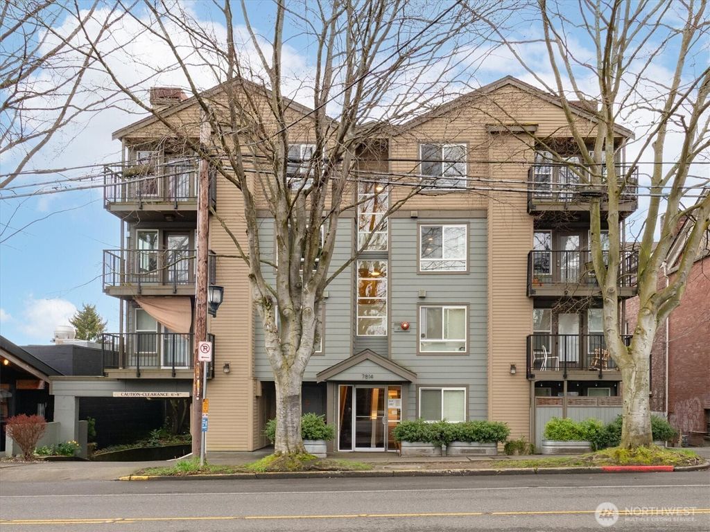 Photo of 7814 Greenwood Avenue N #103, Seattle, WA 98103 (MLS # 2342956)