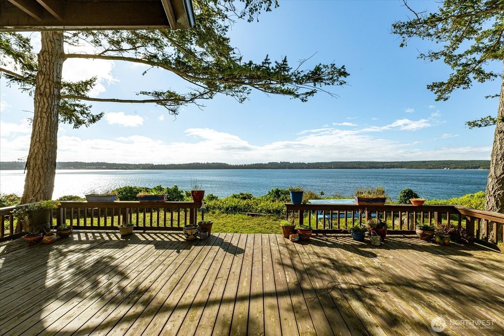 Photo of 1677 Penn Cove Road, Oak Harbor, WA 98277 (MLS # 2494693)