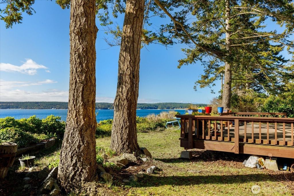 Photo of 1677 Penn Cove Road, Oak Harbor, WA 98277 (MLS # 2494693)