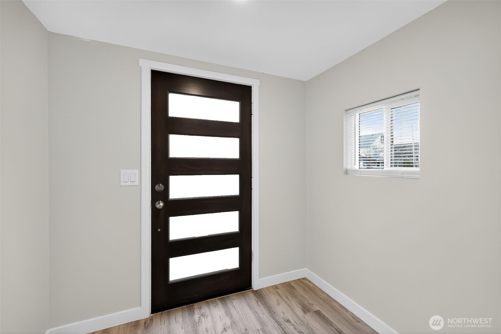 1131 W Cushing Street