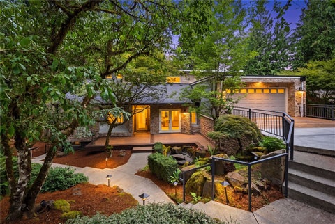 Photo of 1827 218th Place NE, Sammamish, WA 98074 (MLS # 2595363)