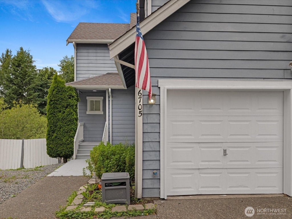 Photo of 6705 49th Place NE, Marysville, WA 98270 (MLS # 2550415)