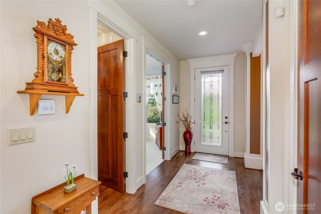 Photo of 1028 10th Street, Mukilteo, WA 98275 (MLS # 2484187)