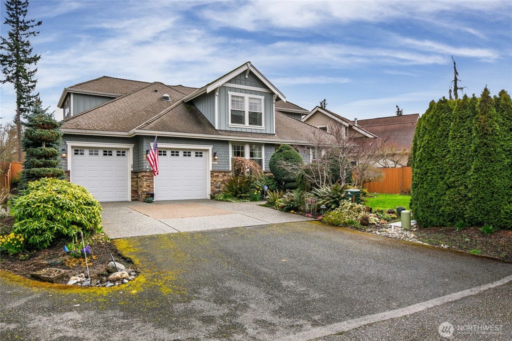 Photo of 1028 10th Street, Mukilteo, WA 98275 (MLS # 2484187)