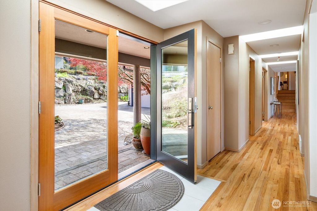 Photo of 20409 25th Avenue NW, Shoreline, WA 98177 (MLS # 2503104)