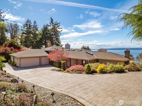 Photo of 20409 25th Avenue NW, Shoreline, WA 98177 (MLS # 2503104)