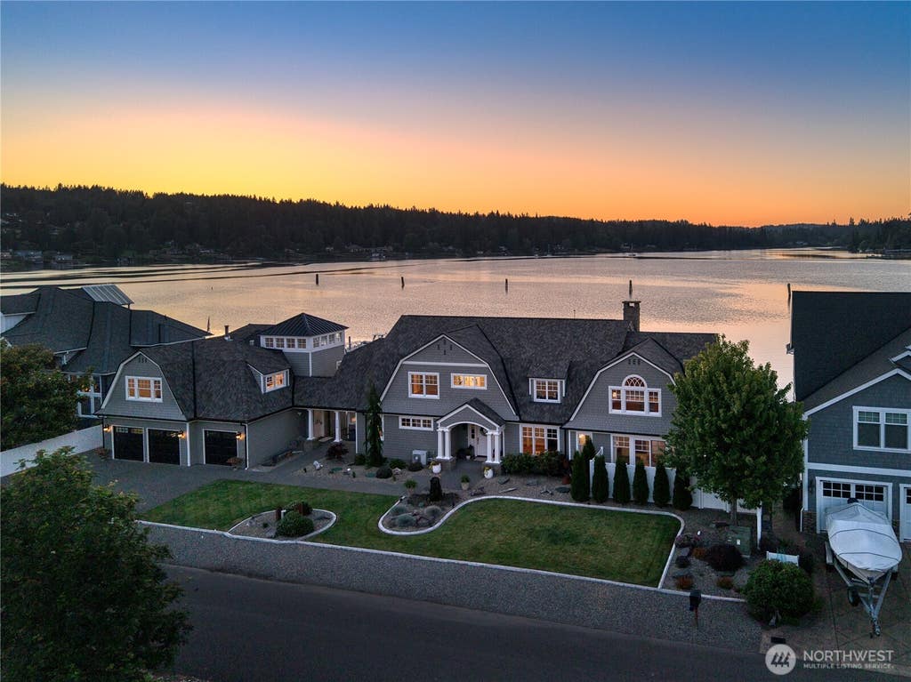 Photo of 7178 NE William Rogers Road, Indianola, WA 98342 (MLS # 2533844)