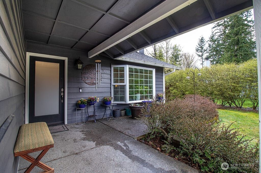 Photo of 21157 SE 280th Place, Maple Valley, WA 98038 (MLS # 2357808)