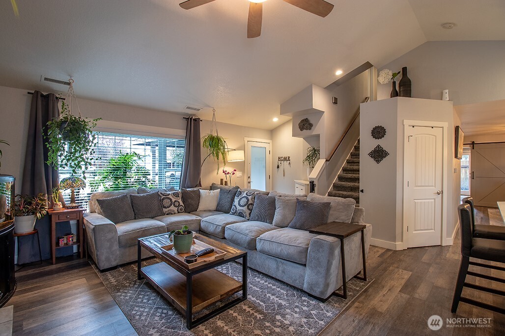 21157 SE 280th Place