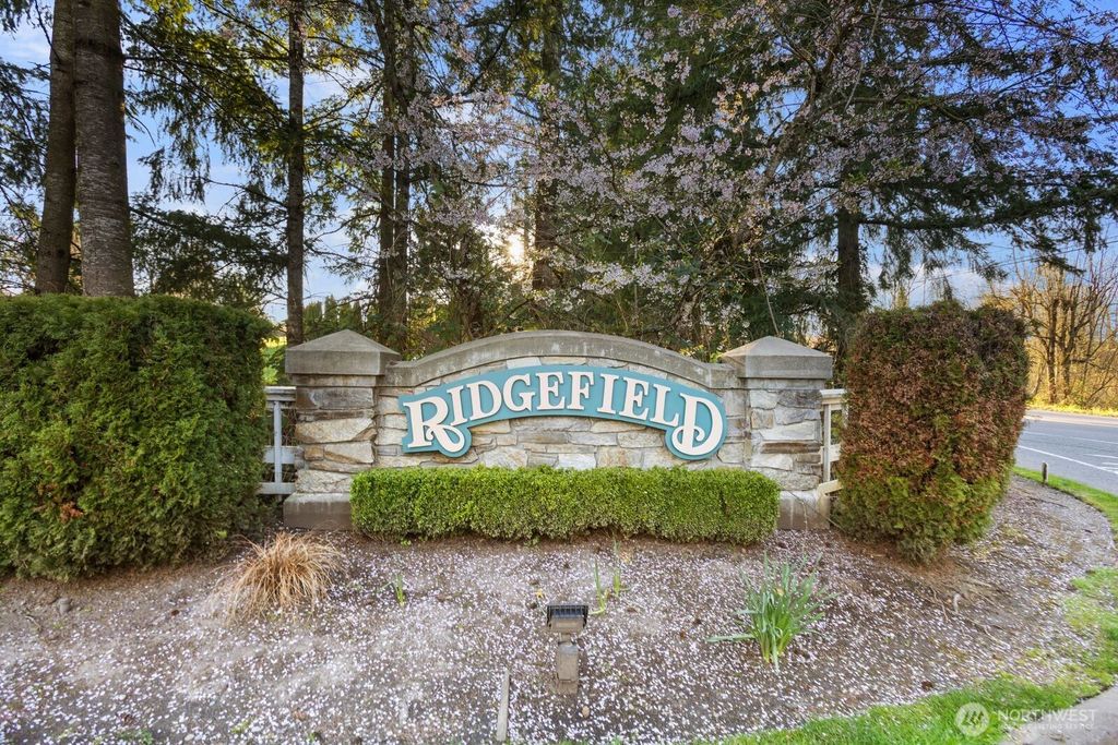 Photo of 24517 145th Place SE, Kent, WA 98042 (MLS # 2505172)