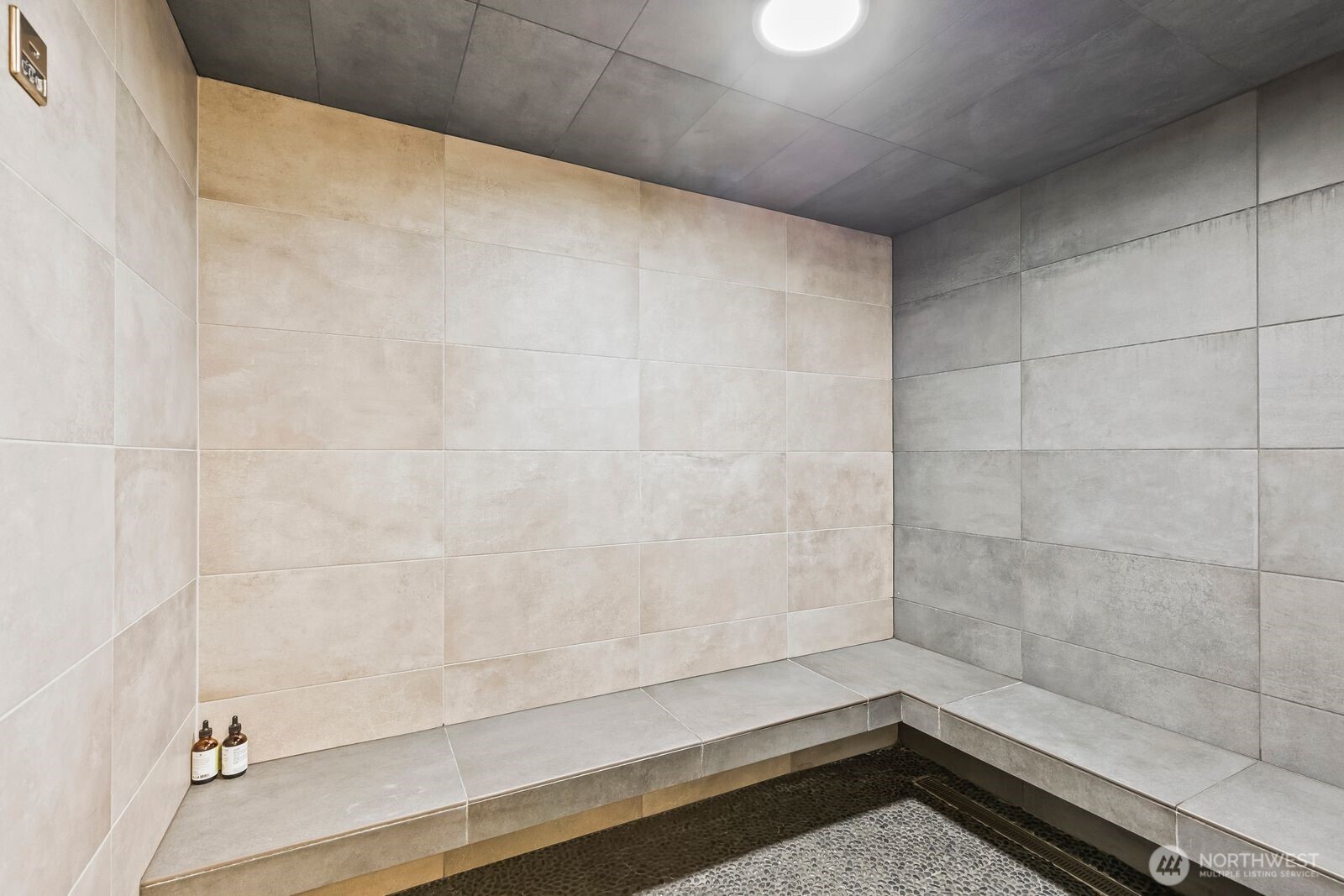 Yakima, Washington, 98908, United States, 1 Bedroom Bedrooms, ,1 BathroomBathrooms,Residential,Active,2013908