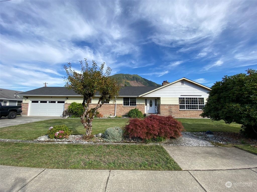 Photo of 760 Sauk Avenue, Darrington, WA 98241 (MLS # 2169749)
