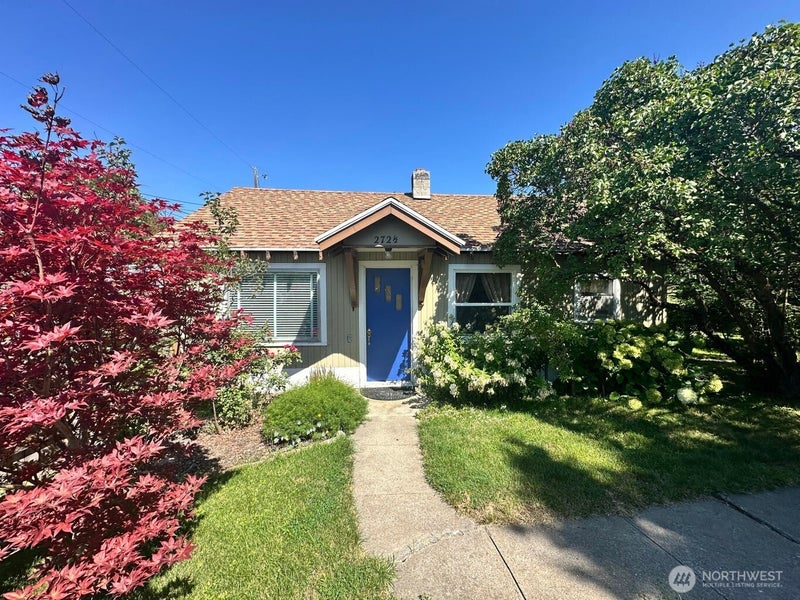 272 S Alder Street