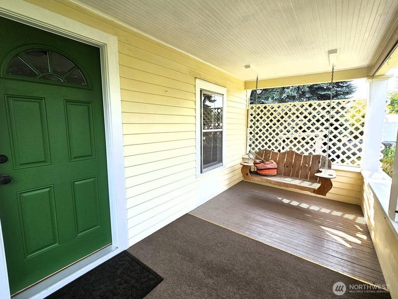 272 S Alder Street