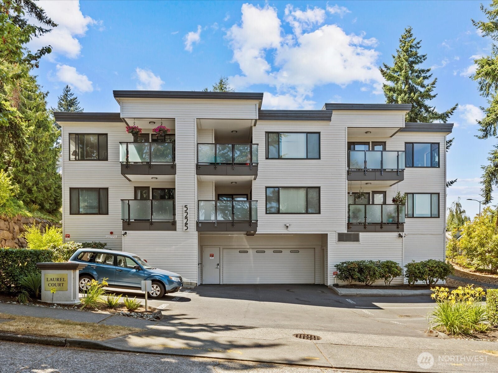 5225 50th Avenue NE 103