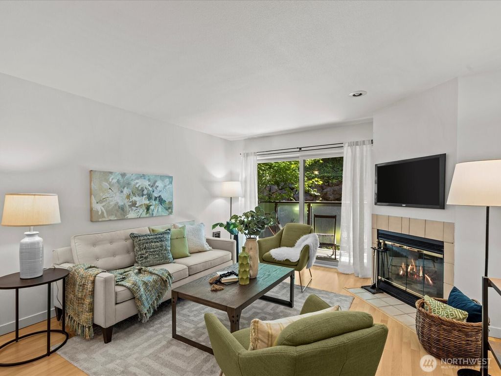 Photo of 5225 50th Avenue NE #103, Seattle, WA 98105 (MLS # 2406759)