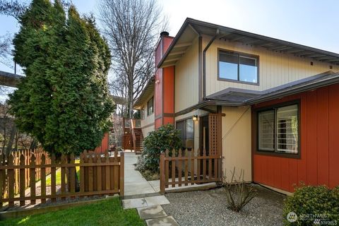 15422 40th Avenue S D Tukwila WA 98188