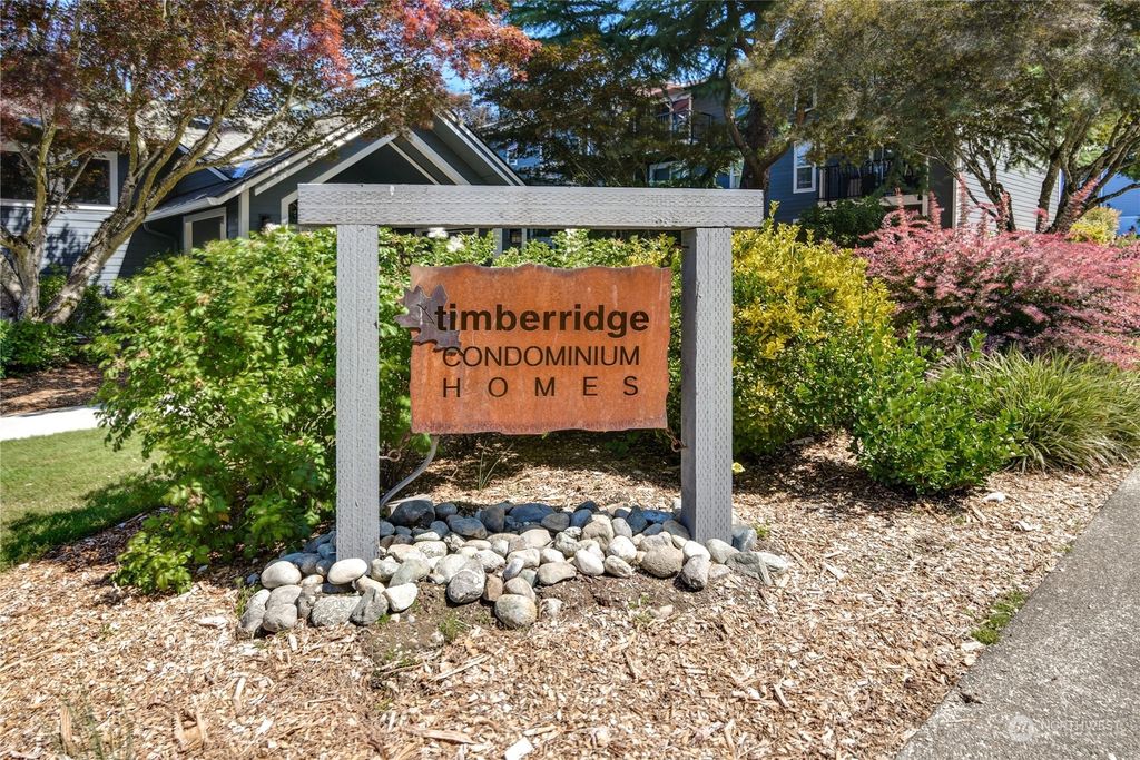 Photo of 14018 NE 181st Place #E-202, Woodinville, WA 98072 (MLS # 2145949)
