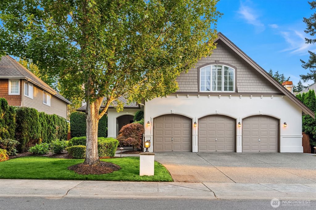 Photo of 21027 SE 5th Street, Sammamish, WA 98074 (MLS # 2418085)