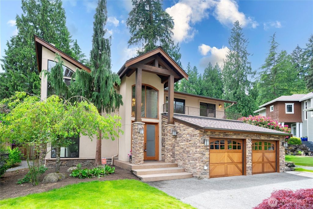 Photo of 16915 SE 39TH Street, Bellevue, WA 98008 (MLS # 2395003)