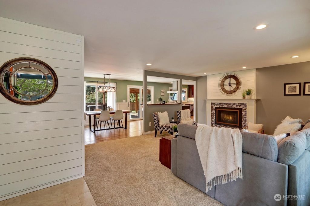 Photo of 22440 32nd Avenue W, Brier, WA 98036 (MLS # 2008181)