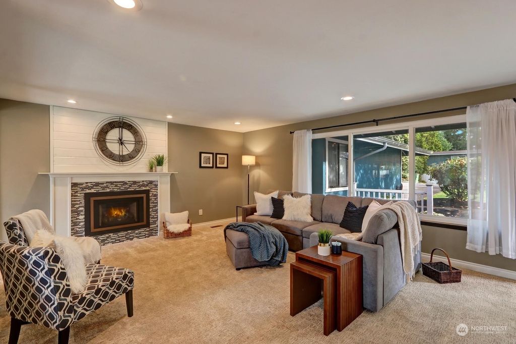 Photo of 22440 32nd Avenue W, Brier, WA 98036 (MLS # 2008181)