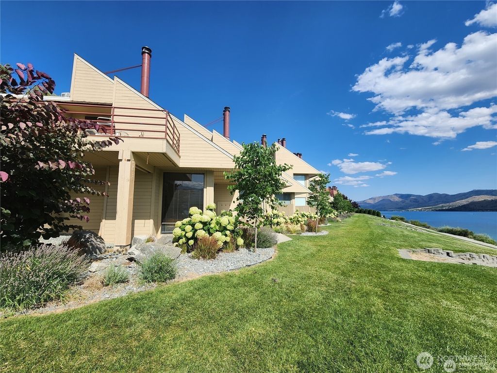 Photo of 1 Nekquelekin 411-J, Manson, WA 98831 (MLS # 2516282)