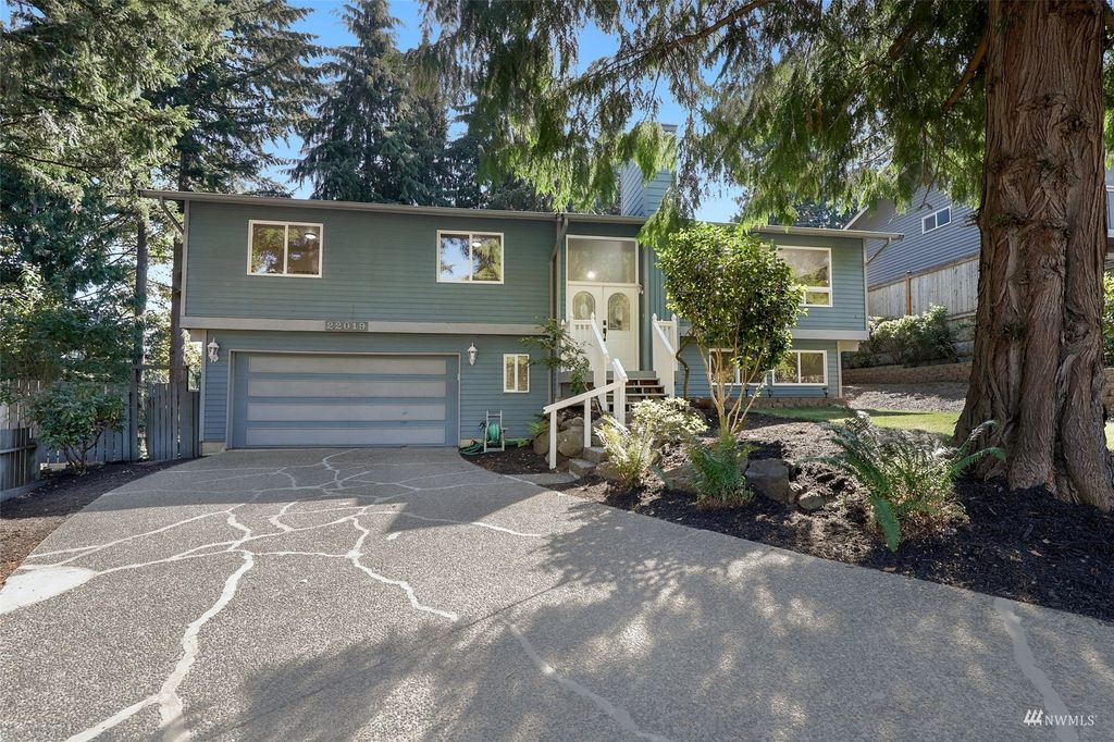 Photo of 22019 2nd Place W, Bothell, WA 98021 (MLS # 1987666)