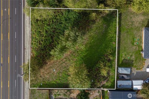 Photo of 13423 94th Ave East Ave, Puyallup, WA 98373 (MLS # 2447816)