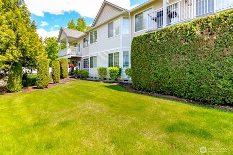 1002 9th Avenue SE C-201 Puyallup WA 98372