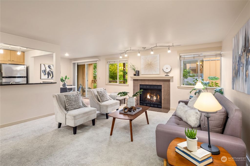 Photo of 8252 126th Avenue NE #D203, Kirkland, WA 98033 (MLS # 2184406)