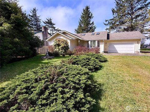 457 Dolphin Avenue NE, Ocean Shores, WA 98569 - MLS#: 2352592