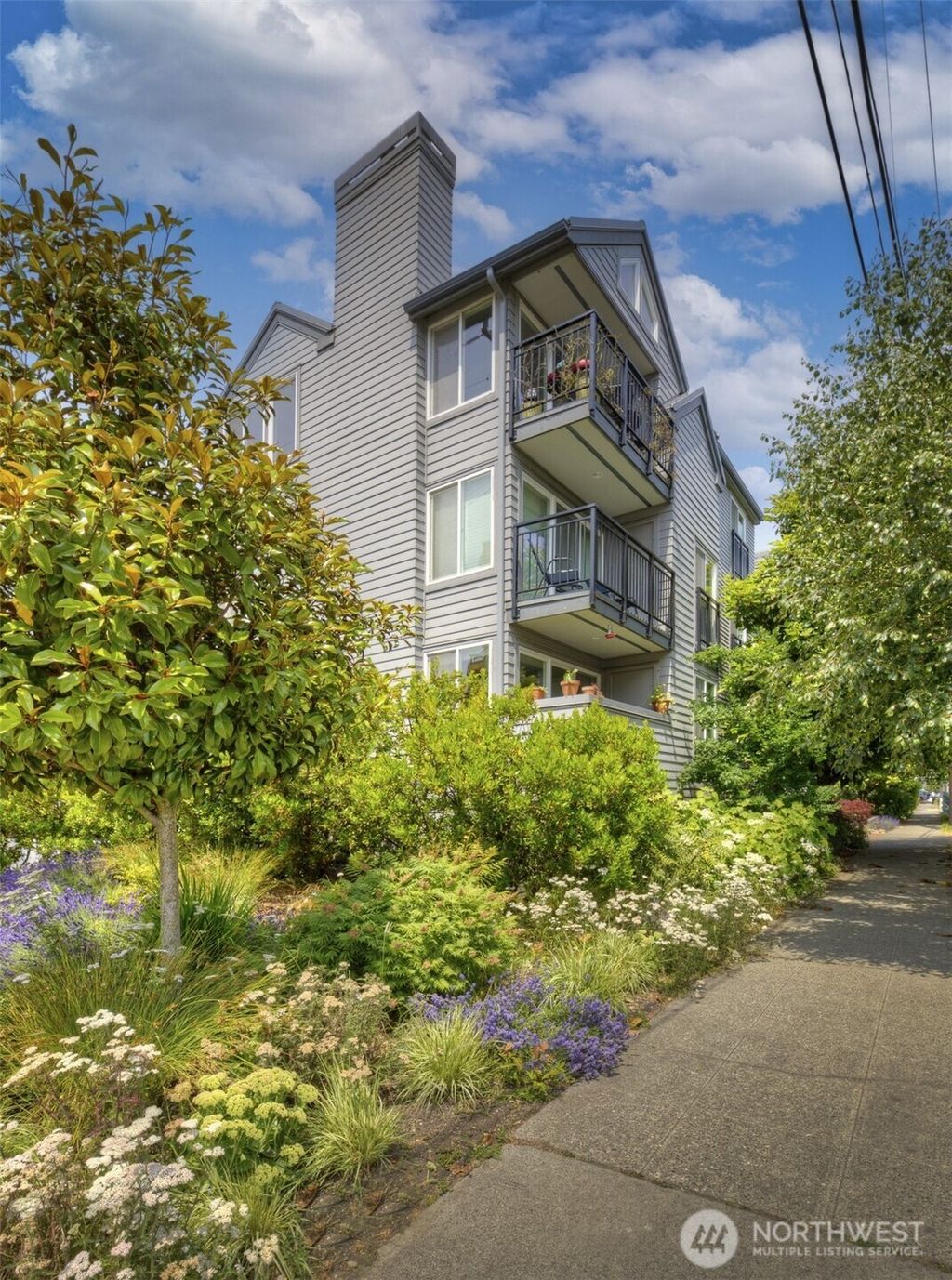 Photo of 5901 Phinney Avenue N #103, Seattle, WA 98103 (MLS # 2372925)
