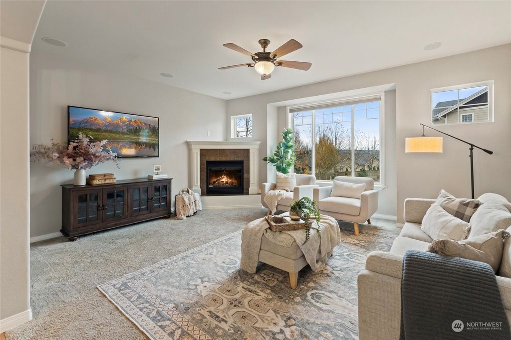 Photo of 2911 Belmonte Lane, Everett, WA 98201 (MLS # 2311509)