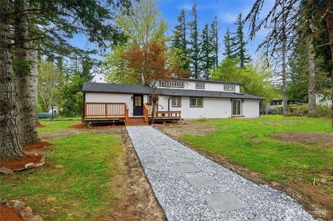 Photo of 35224 312th Way SE, Enumclaw, WA 98022 (MLS # 2508460)