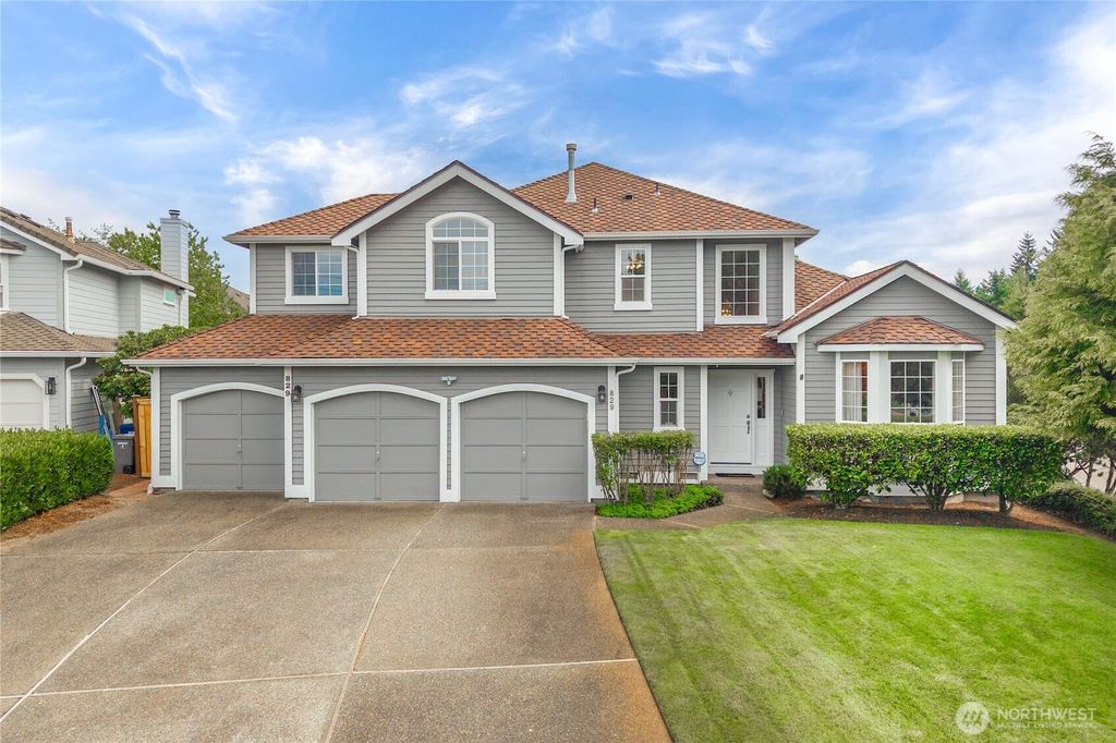 Photo of 829 SW 347th Court Ct, Federal Way, WA 98023 (MLS # 2411086)