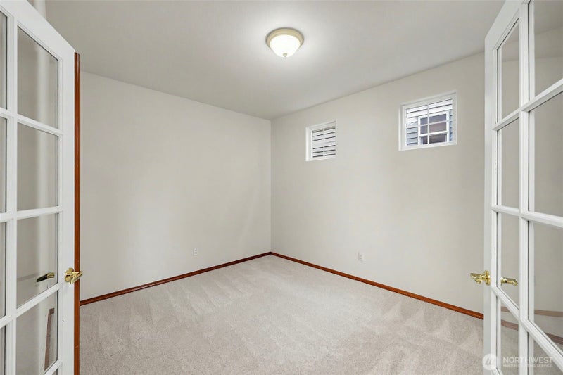 7530 NE 204th Place