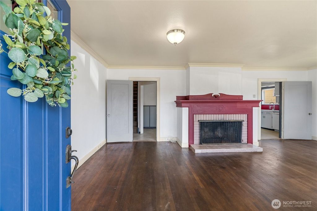 Photo of 610 N Michigan Street, Aberdeen, WA 98520 (MLS # 2514440)