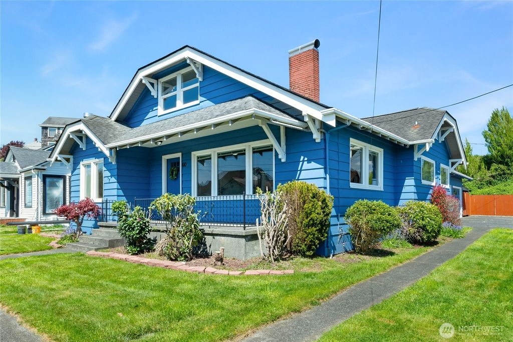 Photo of 610 N Michigan Street, Aberdeen, WA 98520 (MLS # 2514440)